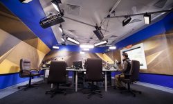 Багатокамерна телестудія для онлайн–мовлення